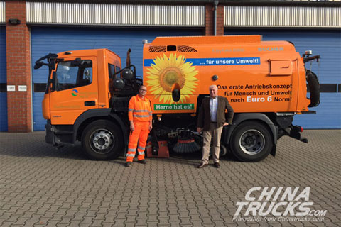 Allison-equipped road sweeper with single engine improves ease of use and effici