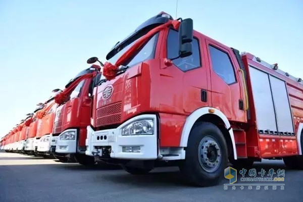 131 FAW Jiefang Fire Trucks to Support Fire Career Construction in Tibet and Xin