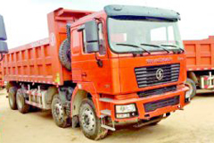Nigeria Dangote Chooses Shacman Heavy Duty Trucks for Oil Refinery Project