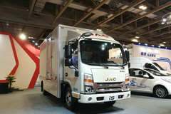 JAC Attends 2017 China(Macau) International Automobile Exposition with i5 and i6