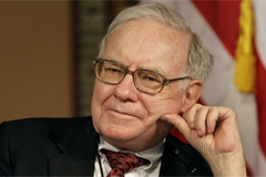 Warren Buffett Says These 4 CEOs Are Among the Best