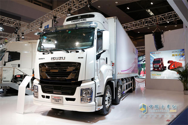 Qingling Brought Eight Vehicle Models On Display at 2018 Chongqing Auto Show