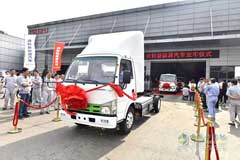 Qingling Successfully Delivers First Batch of New Energy Vehicles to Customers