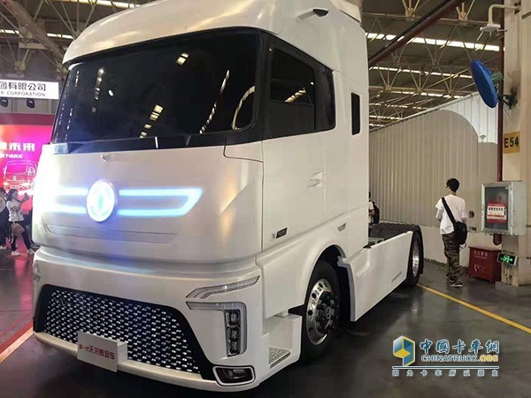 Dongfeng Rolls Out The 6,000,000th CV to Mark Its 50th Anniversary