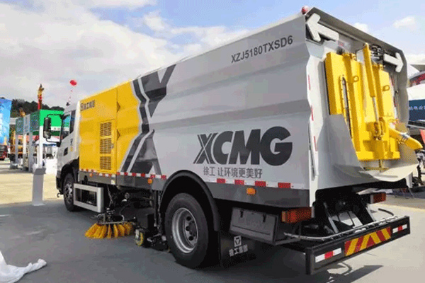 XCMG Showcase High-quality Products at the 16th China-ASEAN Expo
