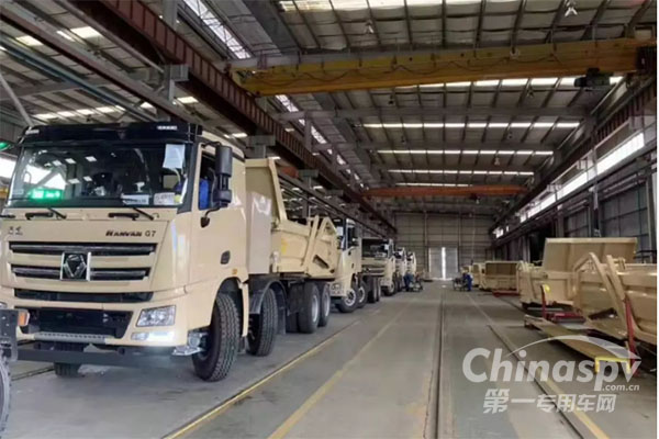 XCMG Secures an Order of 300 Units New Energy Heavy-duty Trucks in Shenzhen