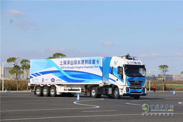 Hongyan 5G Intelligent Heavy Trucks Operate Well in Whole Gale