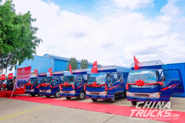 100 Units Light Truck Deliveries, JAC Trusted By Customers