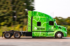 Cummins and Hyliion Collaborate to Bring Natural Gas Hypertruck ERX Powertrain 