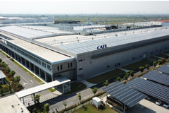 Robin Zeng:Make a Successful EV Transition through Innovation and Sustainability