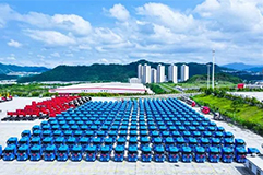 Dongfeng Trucks Delivers 400 Smart Trucks to ZTO