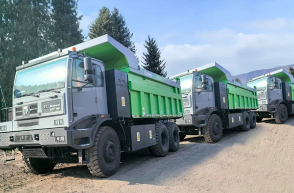 XCMG New Energy Mining Truck XGE110 Delivered in Bulk to Northwestern Market