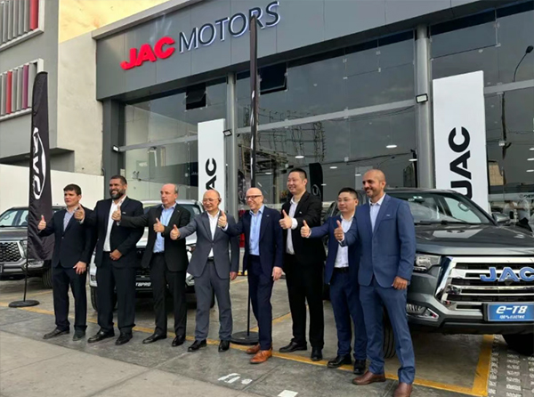 JAC Opens Its First Dealership in Peru and Launches the New T9 Pickup