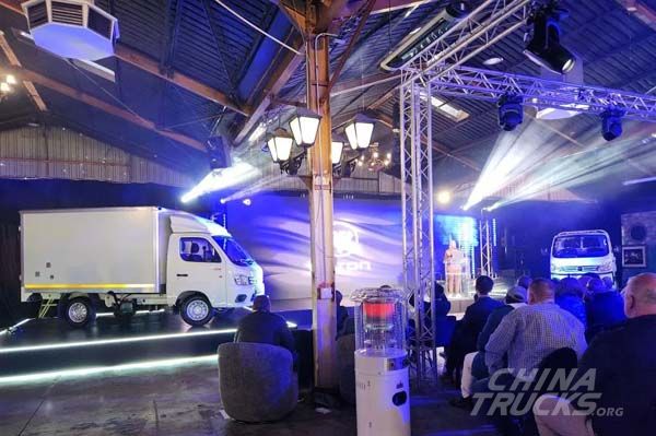 Foton Unveils New Light-Duty Truck, the Truck Mate, in South Africa