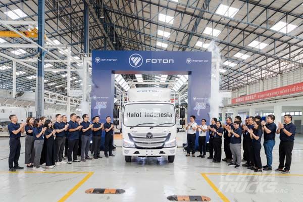Foton Exports First Batch of Thailand-Built Light Trucks to Indonesia