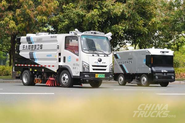WeRide Unveils New L4 Autonomous Sanitation Vehicles, Signs 300-Unit Deal