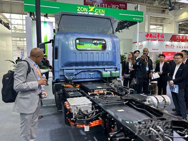 WEICHAI LANDKING at Auto China 2026: Highlights Scenario-Driven Urban Logistics