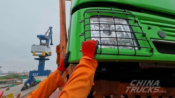 XCMG Ships 8×4 Electric Dump Trucks to Africa