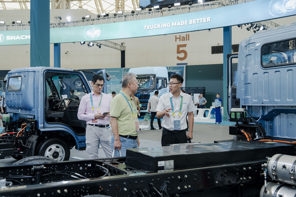 How WEICHAI LANDKING Builds Global Competitiveness in NEVs?