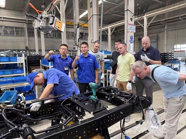 Beyond Vehicle Exports: How WEICHAI Is Building a Global NEV Ecosystem