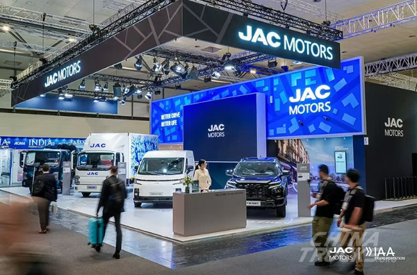 JAC Unveils SUNRAY PRO Electric Van at IAA Transportation 2026