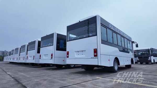 WEICHAI New Energy Commercial Vehicle Ships First Batch of Electric Buses to Southeast Asia