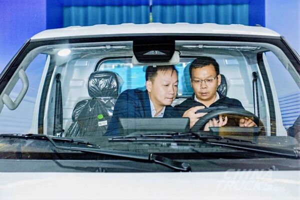 First Overseas-Market Karry X5 Rolls Off the Production Line