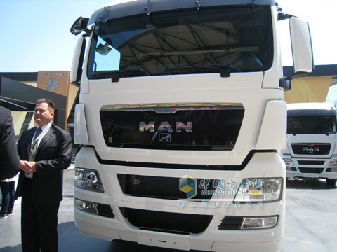 MAN TG tractor 