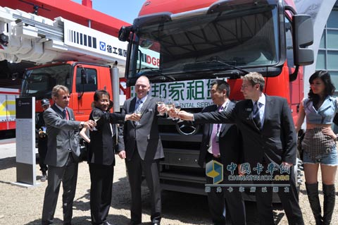 21 Benz Actros heavy tractors were delivered