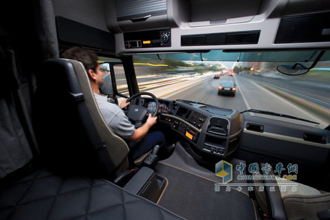 Volvo FH Driving Room