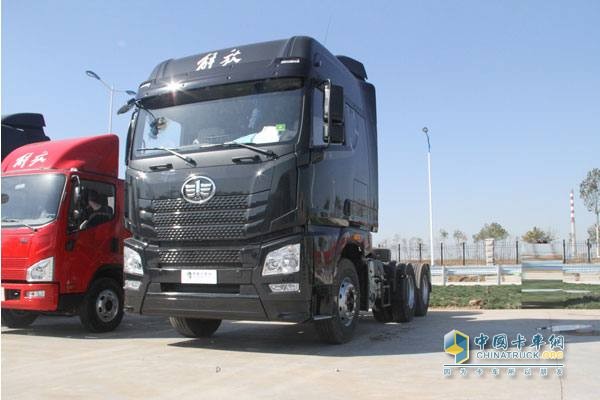 Sales of Heavy Trucks up in March