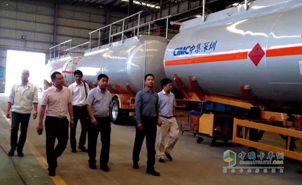 100 SIH Genlyon Mixer Trucks Ordered in Nanning 