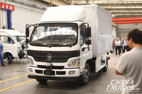 Foton Listed Aumark Unmanned Light Truck in iCar Show