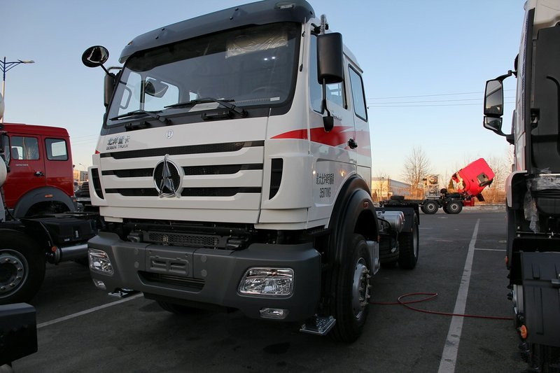 Beiben NG80 Heavy Truck 350HP 4X2 Euro 5 Tractor(ND4180AD5J6Z02)