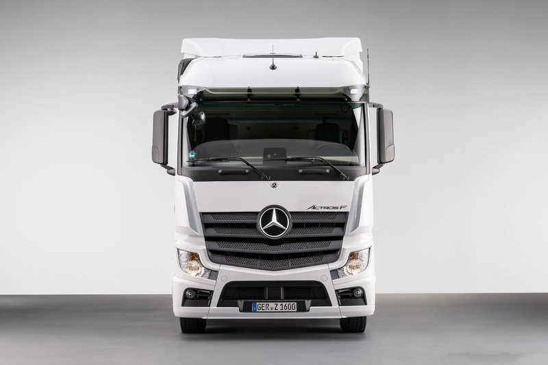 Mercedes-Benz New Actros Heavy Truck 510HP 6X4 Euro 5 Tractor(Model 2651)