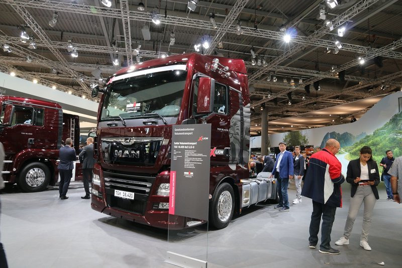 MAN TGX Series Heavy Truck 420HP 4X2 Euro 5 Tractor(TGX18.420)