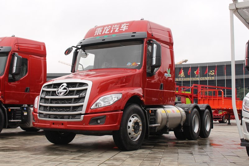 Dongfeng Liuzhou Motor T5 400HP 6X4 Euro 5 Long Head Tractor(Lightweight 440 Rear Axle)(LZ4250T5DB