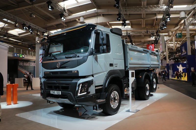 Volvo FMX 500HP 6X2R Euro 6-compliant Dumper 