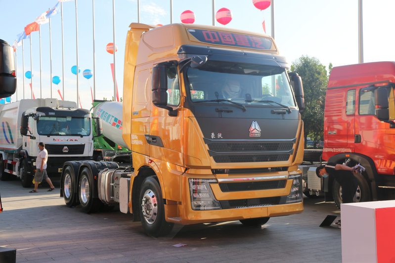 SINOTRUK HOWO TH7 Heavy Truck 440HP 6X4 Euro 6 AMT Tractor(ZZ4257V384HF1CB)