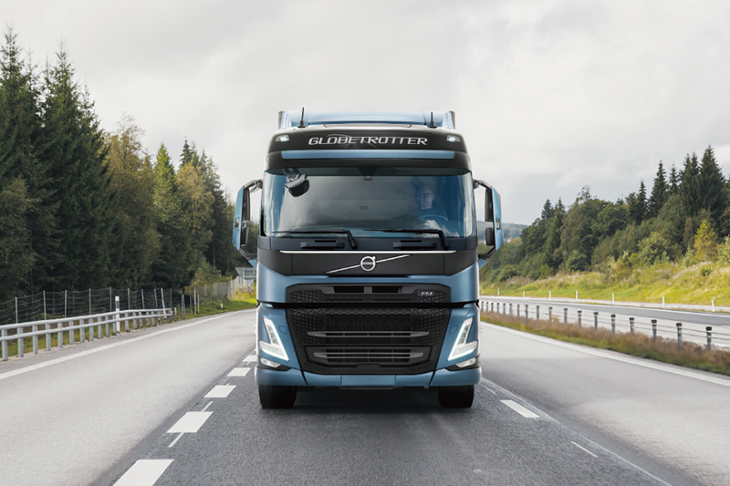 VOLVO FM64T High Efficiency Version 420HP 6×4 Euro 6 Tractor Head（ADR Dangerous Goods)